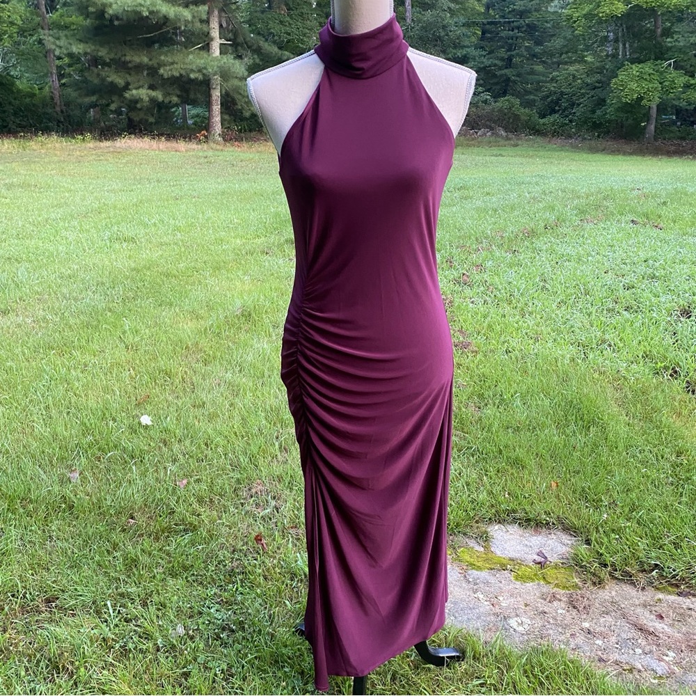 TAYLOR DRESS MAXI PURPLE SHEATH BODY CON SLEEVELESS RUCHED SLIT SIZE 6